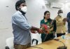 यूपीएससी में नवादा का नाम रोशन करने वाली अर्चना को डीएम ने किया सम्मानित