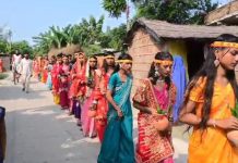 कल्याणपुर में दुर्गा पूजा पर कलश यात्रा निकली: 551 कन्याएं शामिल हुईं, सैदपुर से जल भरा।